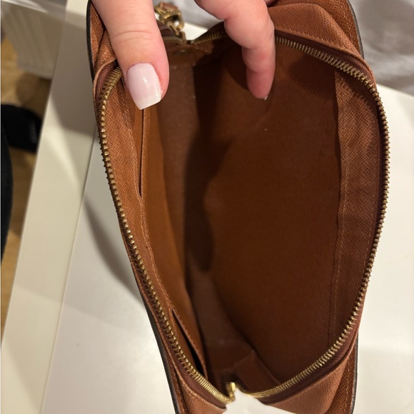 Louis Vuitton Brown Monogram Orsay Zip Clutch - Picture 5 of 13